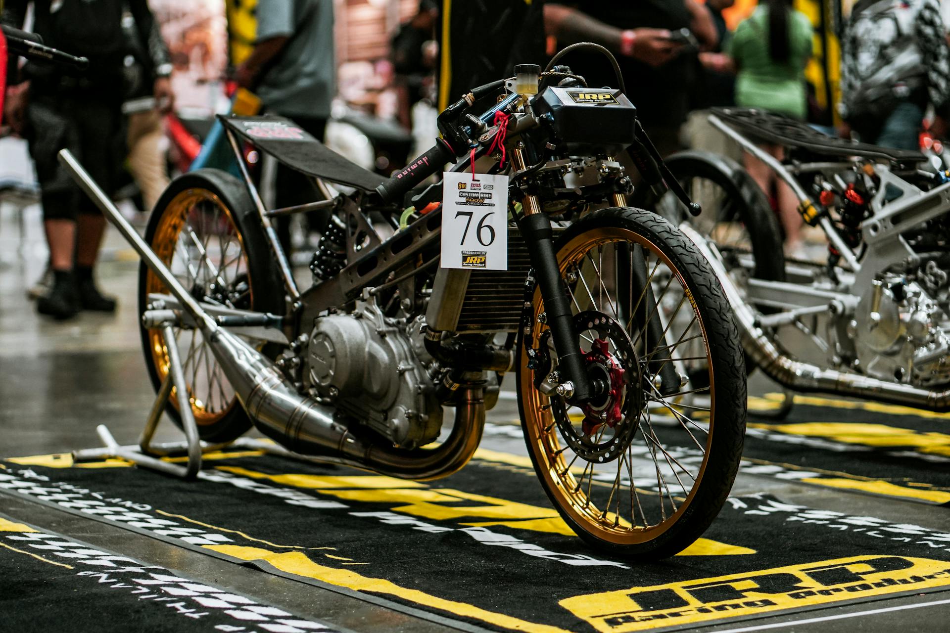 Expo Motos y Muebles